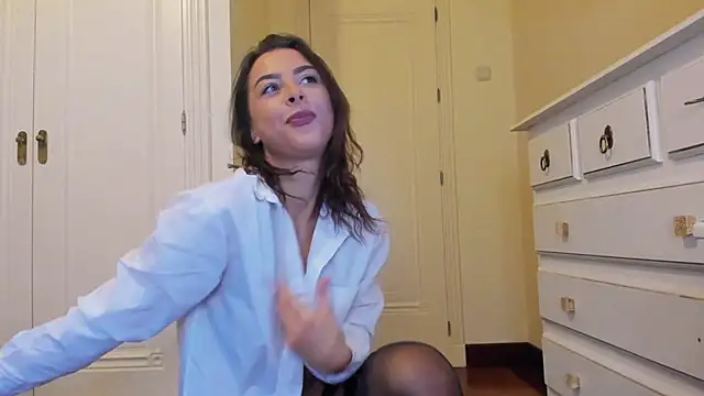 nycole new online show from 22, 2, 2026