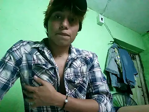 Snapshot of ruygw chatting on 8, 12, 2024 ruygw online show from 8, 12, 2024