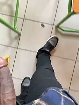 Snapshot of Black_mamba_madingo chatting on 20, 12, 2024 Black mamba madingo online show from 20, 12, 2024