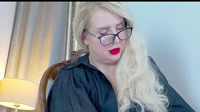 Snapshot of MariaRichi_ chatting on 14, 2, 2025 MariaRichi  online show from 14, 2, 2025