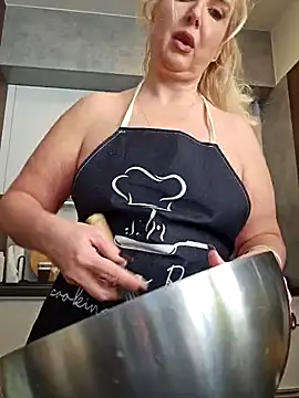 Snapshot of MariaRichi_ chatting on 27, 2, 2025 MariaRichi  online show from 27, 2, 2025