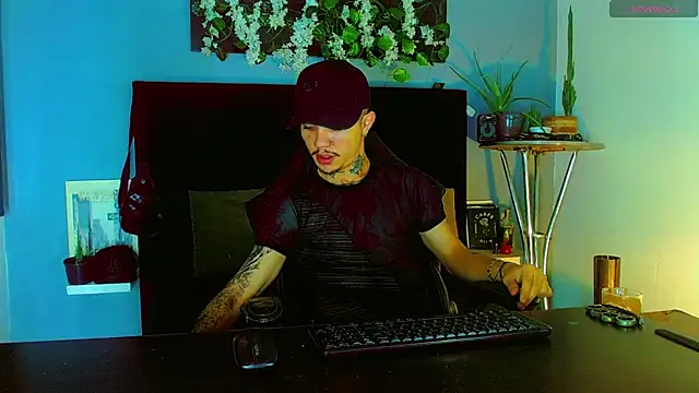 Snapshot of HannibalLester chatting on 8, 6, 2026 HannibalLester online show from 8, 6, 2026