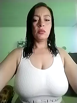 Snapshot of hailey85 chatting on 22, 11, 2025 hailey85 online show from 22, 11, 2025