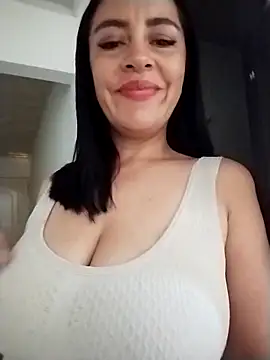 Snapshot of hailey85 chatting on 19, 12, 2025 hailey85 online show from 19, 12, 2025