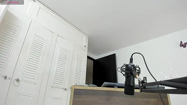 sweet amalia4 online show from 9, 4, 2026