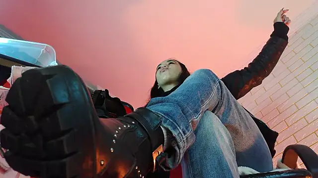 Snapshot of NYX1126 chatting on 9, 4, 2026 NYX1126 online show from 9, 4, 2026