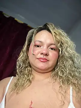 Snapshot of Naiara_Sex_ chatting on 15, 7, 2026 Naiara Sex online show from 15, 7, 2026