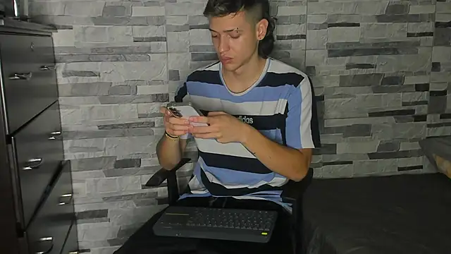 Dimitri higth420 online show from 7, 1, 2026