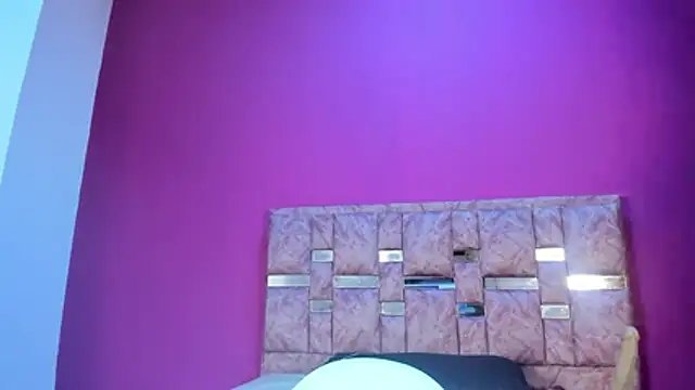 zoee lovv online show from 16, 1, 2026