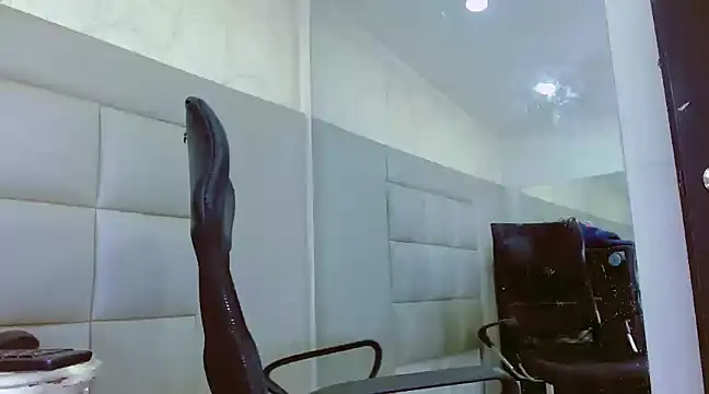 AbrahanBratz online show from 25, 12, 2024