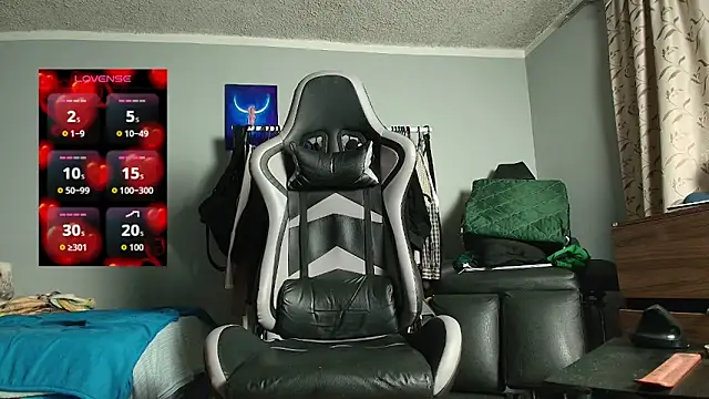 Nickhot0609 online show from 30, 3, 2026