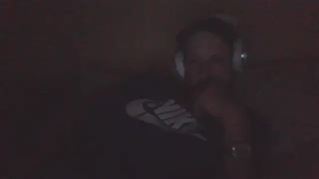 axelongshaft69 online show from 22, 4, 2026