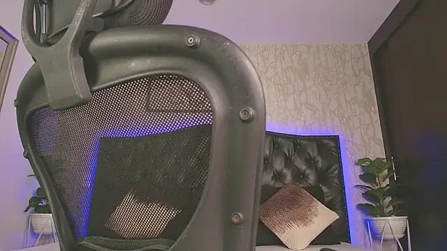 Snapshot of MattDevon chatting on 16, 1, 2026 MattDevon online show from 16, 1, 2026