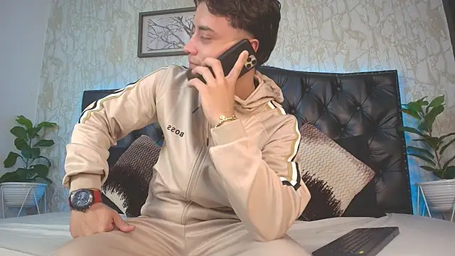 Snapshot of MattDevon chatting on 13, 2, 2026 MattDevon online show from 13, 2, 2026