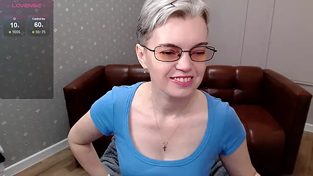 Cutie Erikaa1 online show from 7, 4, 2026