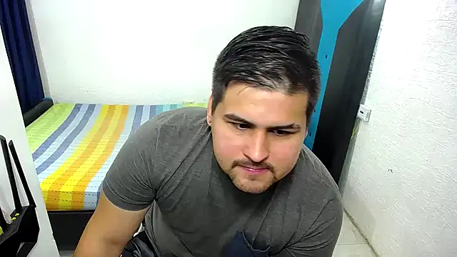 Snapshot of pitbullveryhot chatting on 2, 11, 2025 pitbullveryhot online show from 2, 11, 2025