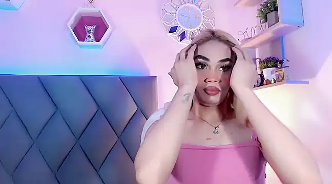 Hallyhott online show from 2, 12, 2024