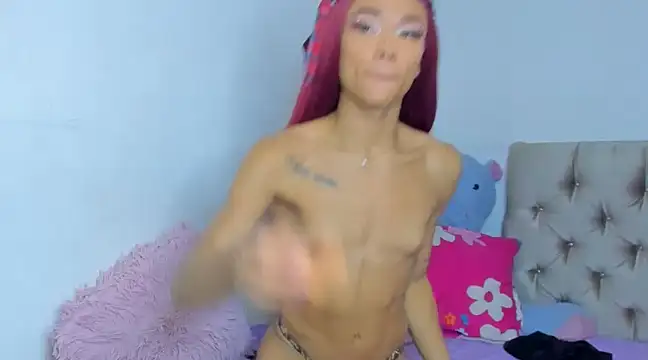 Snapshot of StassieBell chatting on 25, 12, 2024 StassieBell online show from 25, 12, 2024