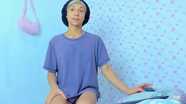 Snapshot of StassieBell chatting on 29, 10, 2025 StassieBell online show from 29, 10, 2025