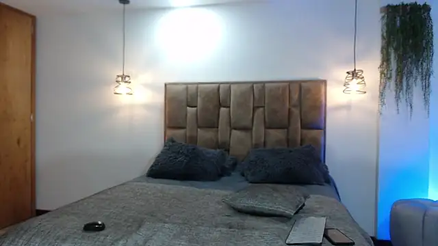 aleejhandraa online show from 28, 2, 2026