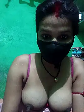 Hoty girl 143 online show from 25, 3, 2026