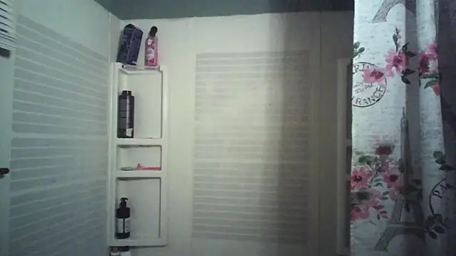 Snapshot of jadegilf1 chatting on 27, 4, 2026 jadegilf1 online show from 27, 4, 2026