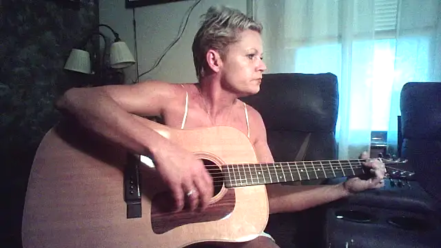 Snapshot of jadegilf1 chatting on 22, 5, 2026 jadegilf1 online show from 22, 5, 2026