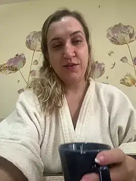 Snapshot of Bia_sexynovaes chatting on 7, 7, 2026 Bia sexynovaes online show from 7, 7, 2026