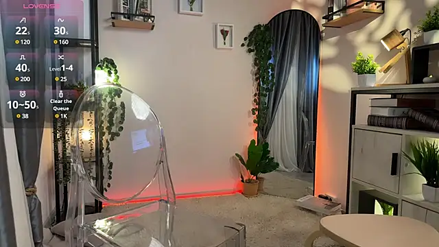 Lella Ryann  online show from 8, 3, 2025