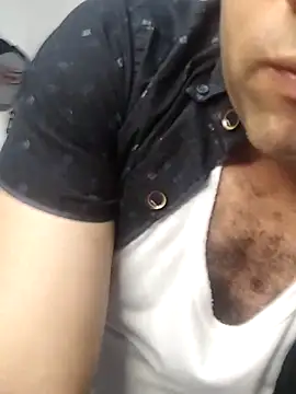 Snapshot of CRISTHIAN_GREY01 chatting on 14, 2, 2025 CRISTHIAN GREY01 online show from 14, 2, 2025