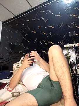 Snapshot of CRISTHIAN_GREY01 chatting on 13, 2, 2026 CRISTHIAN GREY01 online show from 13, 2, 2026