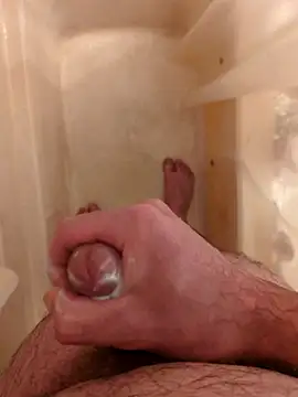 Snapshot of Cuminmyhands90 chatting on 10, 10, 2025 Cuminmyhands90 online show from 10, 10, 2025