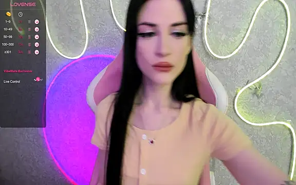 Snapshot of Molly_Crystall chatting on 21, 4, 2026 Molly Crystall online show from 21, 4, 2026