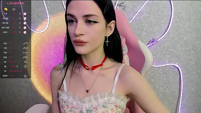 Snapshot of Molly_Crystall chatting on 31, 5, 2026 Molly Crystall online show from 31, 5, 2026