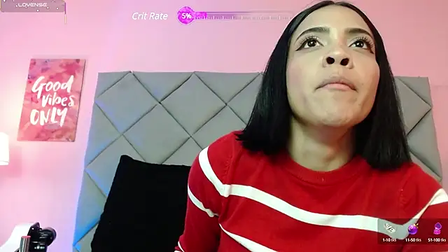 SaraSchmitt online show from 4, 3, 2025