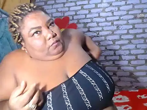 Snapshot of bustyboobsperver chatting on 28, 10, 2025 bustyboobsperver online show from 28, 10, 2025