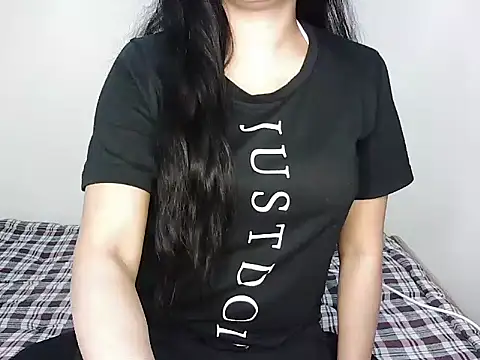 Snapshot of DILRUBA-JAN chatting on 12, 3, 2025 DILRUBA-JAN online show from 12, 3, 2025