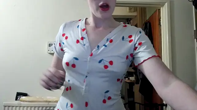 LexiSnowUK online show from 19, 3, 2025