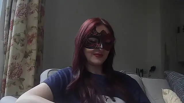 LexiSnowUK online show from 18, 5, 2026