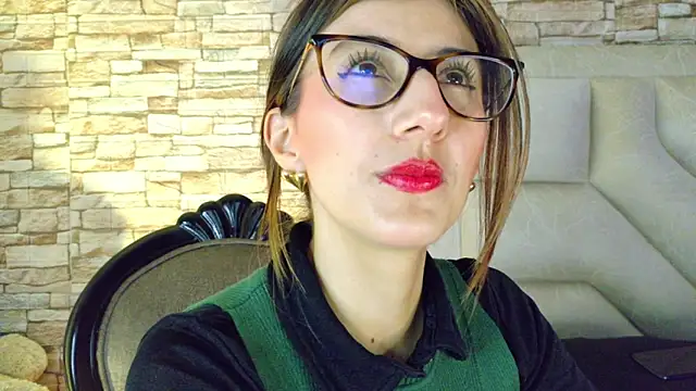 Snapshot of _jade_white_ chatting on 29, 5, 2026 jade white online show from 29, 5, 2026