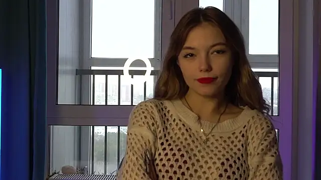 norakisses online show from 11, 12, 2024