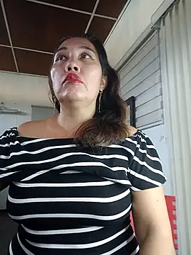 anniecoopeer online show from 4, 3, 2025