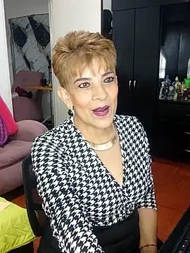 Snapshot of Angelina_Stone_65 chatting on 17, 4, 2026 Angelina Stone 65 online show from 17, 4, 2026