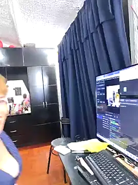 Snapshot of Angelina_Stone_65 chatting on 12, 5, 2026 Angelina Stone 65 online show from 12, 5, 2026