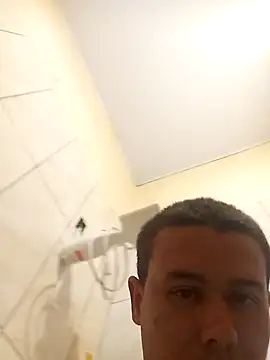 Snapshot of Mateus3040 chatting on 19, 12, 2024 Mateus3040 online show from 19, 12, 2024