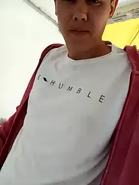 Snapshot of Mateus3040 chatting on 26, 9, 2025 Mateus3040 online show from 26, 9, 2025