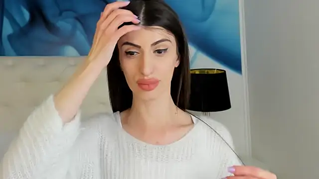 SkinnyDolly online show from 9, 1, 2025