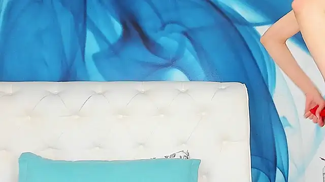 Snapshot of SkinnyDolly chatting on 2, 5, 2026 SkinnyDolly online show from 2, 5, 2026