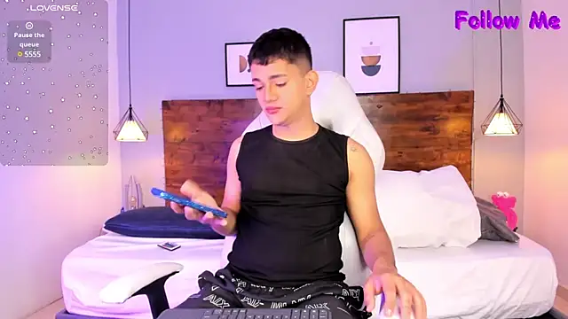 Snapshot of ander_deimond_ chatting on 13, 2, 2025 ander deimond  online show from 13, 2, 2025