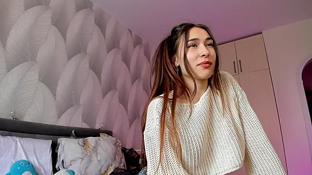 Snapshot of Bambiii_bby chatting on 16, 1, 2025 Bambiii bby online show from 16, 1, 2025